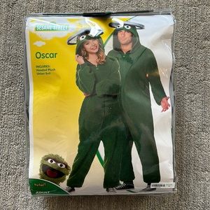 Oscar the Grouch Halloween costume. Adult L/XL